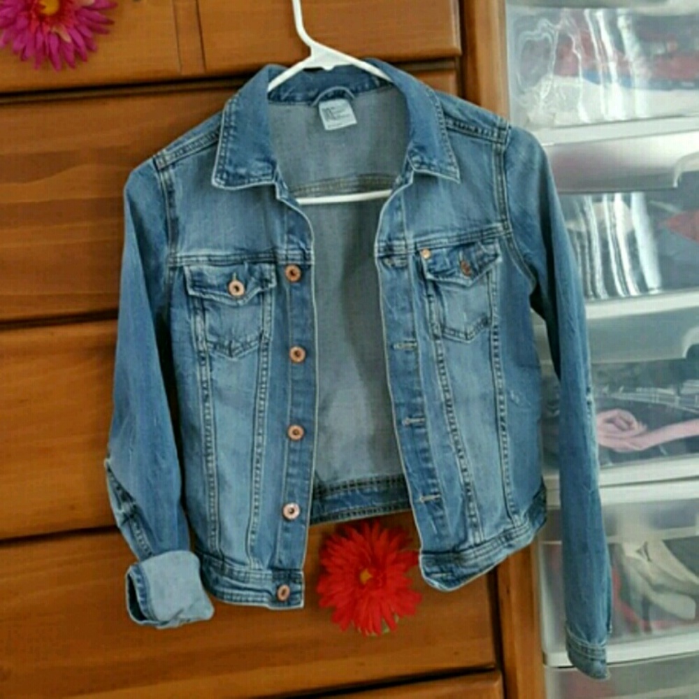 Denim jeans jacket
